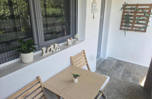 Surcin Apartment | Victory Airport Apartment - Free Parking, Near Nikola Tesla Airport