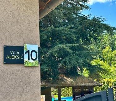 Mladenovac Villa | Vila Aleksić