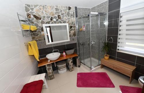 Sinj House | Vila NANA