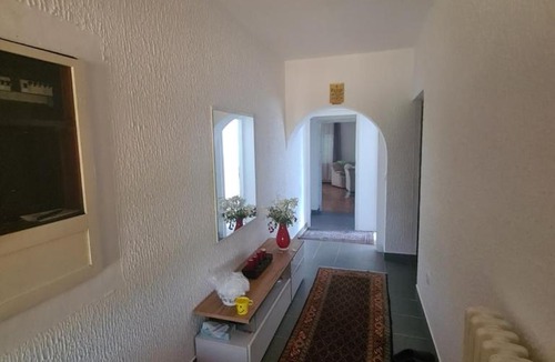 Niska Banja House | Vila - Oaza mira -Soba broj 2 sa bračnim krevetom i kuhinjom