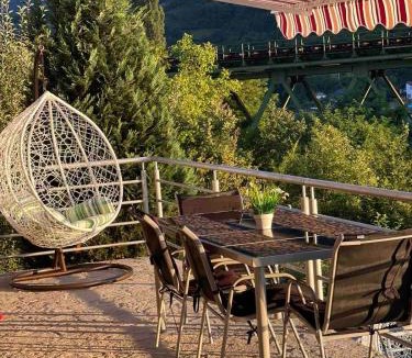 Konjic Villa | Vila sa bazenom Lily