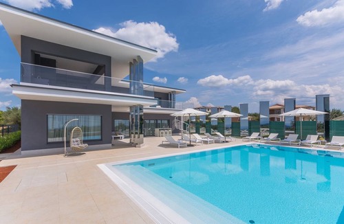 Kastelir Villa | Villa ∙ 10 bedrooms ∙ 20 guests