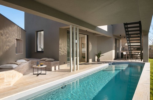 Valbandon Villa | Villa 11@Designer Villa With Heated Pool Close to the Sea