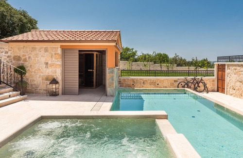 Bicine Villa | Villa ∙ 2 bedrooms ∙ 4 guests