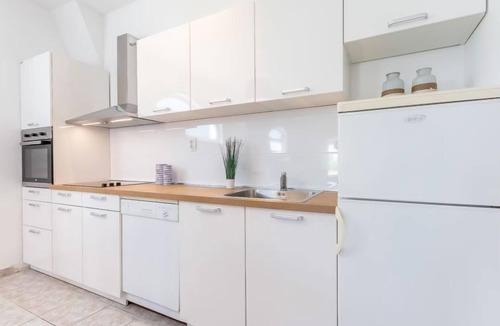 Sutivan Apartment | Villa 2 Pools by Interhome