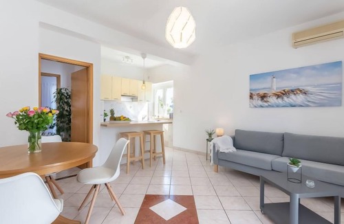Sutivan Apartment | Villa 2 Pools by Interhome