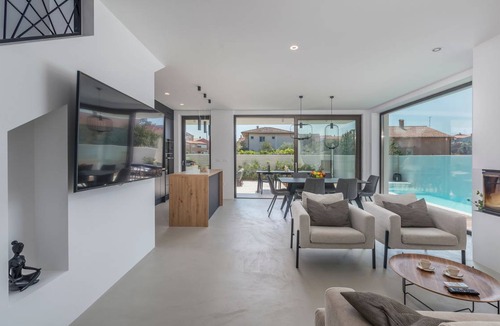 Gregovica Villa | Villa ∙ 3 bedrooms ∙ 6 guests