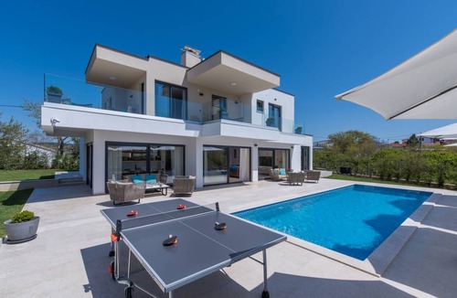 Jehnici Villa | Villa ∙ 4 bedrooms ∙ 8 guests