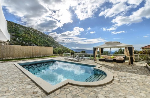 Dubravka Villa | Villa ∙ 6 bedrooms ∙ 16 guests