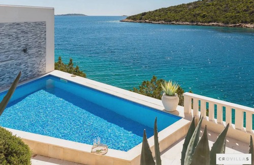 Vinisce Villa | Villa ∙ 6 bedrooms ∙ 12 guests