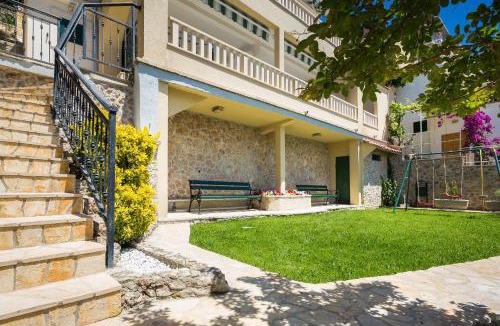 Stanici Apartment | Villa Adriatica Beachfront