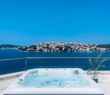Podglavica Villa | Villa Allina, 5-Bedroom Villa with Panoramic Views, Heated Pool