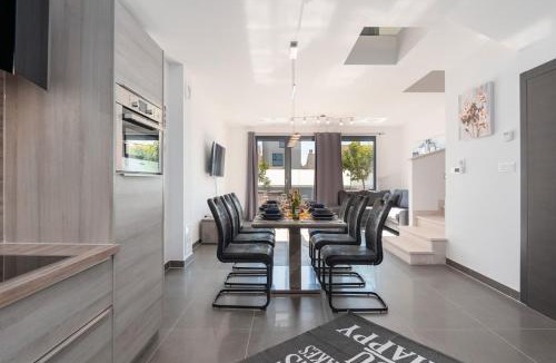 Brinje Villa | Villa Ampla with heated wellness pool near Poreč