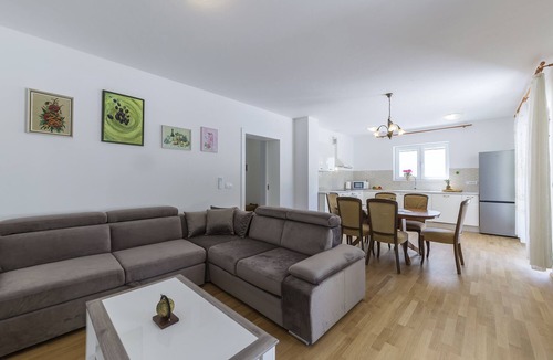 Labin Villa | Villa Ana Labin for 12 person with 6 bedrooms & private pool