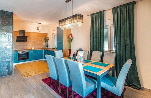 Liznjan Villa | Villa Ancora near Medulin for 10 persons with private pool & pet friendly - only 800 meters from beach