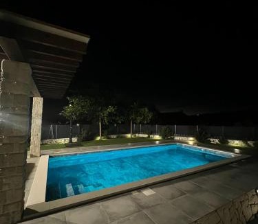 Sevid Villa | Villa Ante Škina