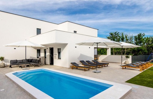 Lopar Villa | Villa Antica by Interhome