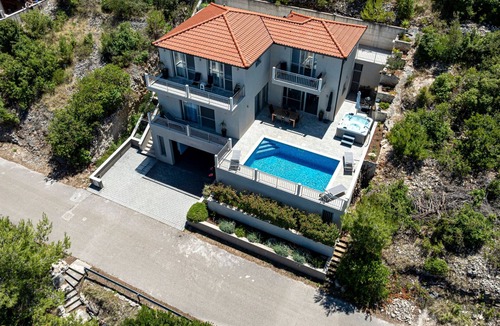 Blato Villa | Villa Antonia by Villas Guide