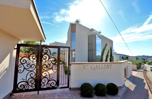 Susica Apartment | Villa Art Gallery apartments