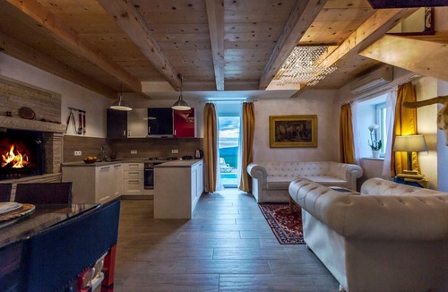 Vizinada Villa | Villa Art House with Pool