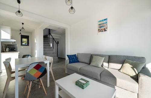 Peruski Villa | Villa Artec with Sea View and Private Pool