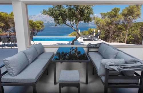 Povlja House | Villa Azure Bay (V0702-K1) - Povlja - island Brac