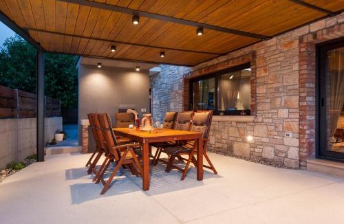 Kanfanar Villa | Villa Baraka with private pool near Rovinj - WiiBuk