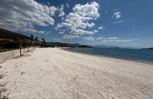 Trogir Villa | Villa Beachfront Trogir Pantana