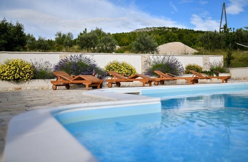 Krusevo Villa | Villa Bella - Five Bedroom Villa, Sleeps 10