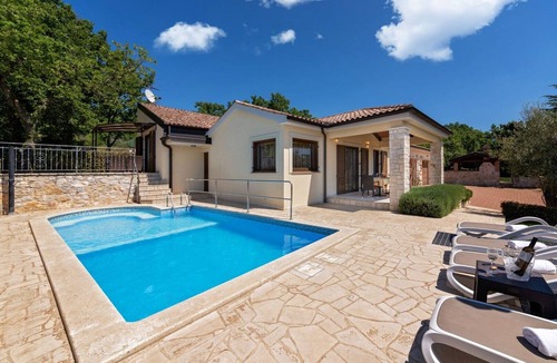 Markovac Villa | Villa Bella Vista Poletti - beautiful villa with large garden, pool, playground and beautiful sew view