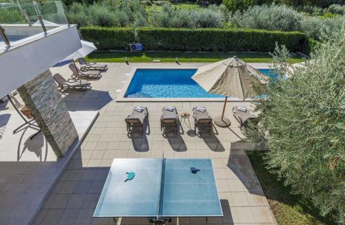 Novigrad Villa | Villa Bianca by Interhome
