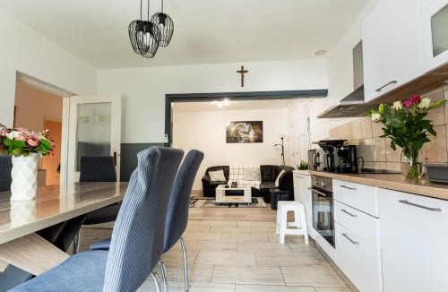 Razanac Villa | Villa Bistre