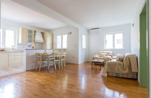 Zaton Apartment | Villa Blue Bay A2 - One Bedroom Apartment, Sleeps 4