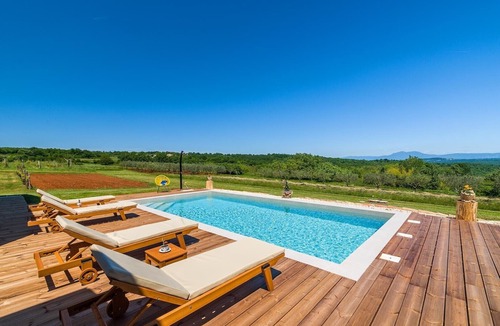 Prhati Villa | Villa Brajde - Your romantic hideaway in the heart of Istria