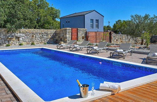 Biograd na Moru House | Villa Calma (V8022-K1) - Biograd