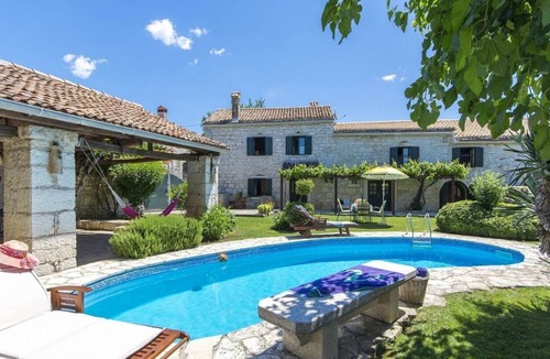 Mrgani House | Villa Captain Morgan