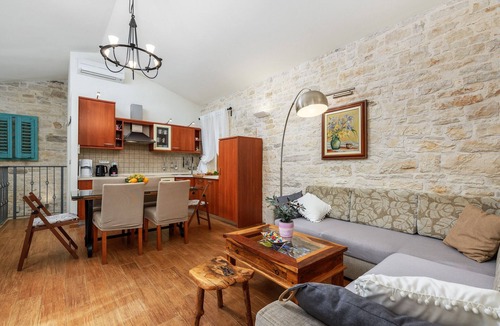 Tinjan Villa | Villa Casa Antignana with pool in Tinjan, Istria