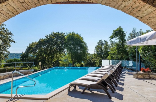 Tinjan House | Villa Casa Travertina
