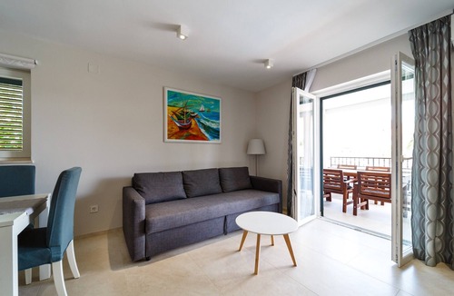 Porat House | Villa Christian with Pool and Sauna