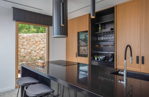 Rozat Villa | Villa Circe - Three Bedroom Villa, Sleeps 6