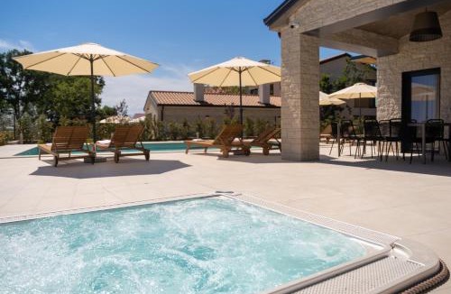 Kadumi Villa | Villa Curitico - Deluxe Private Retreat
