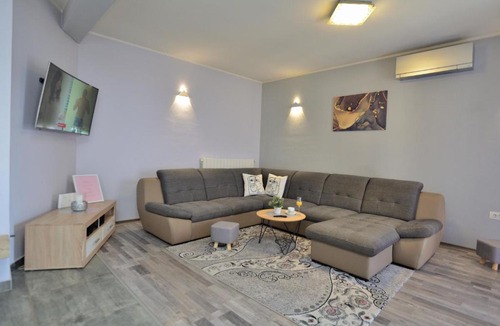 Sveta Nedelja Villa | Villa Daris