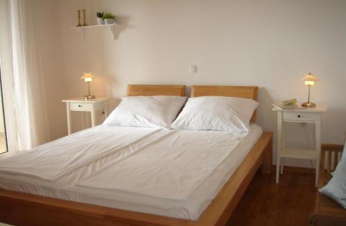 Banjol Apartment | Villa Delina