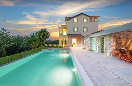 Motovun House | Villa Demetra s bazenom i predivnim pogledom na Motovun (V8931-K1) - Motovun