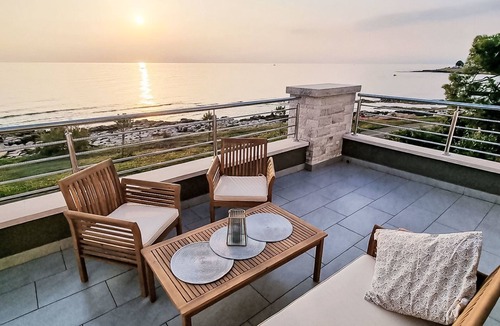 Đuba House | Villa direkt am Meer und Strand mit herrlichem Blick by Interhome