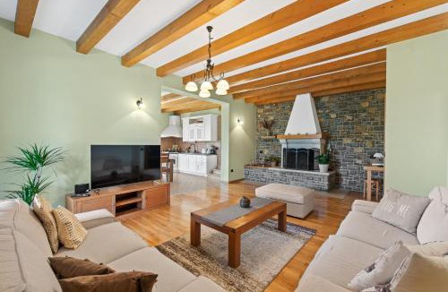 Buzet Villa | Villa Dol