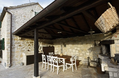 Dol Villa | Villa Dol-Three Bedroom Villa with Pool