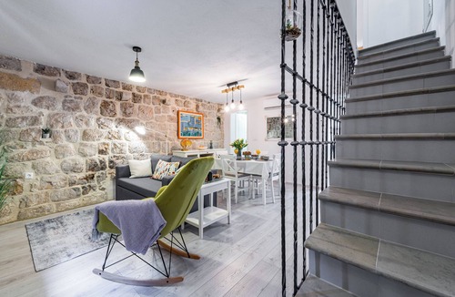 Kobas House | Villa Dovecote with Private Sauna, Jacuzzi & Gym