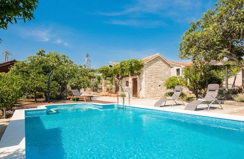 Seget Villa | Villa Dovi - Three Bedroom Villa, Sleeps 8