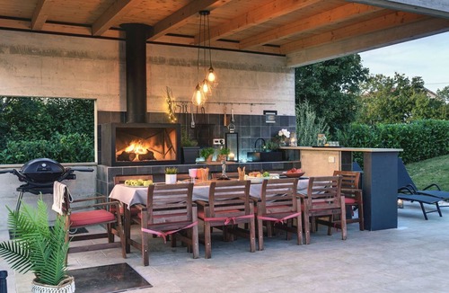 Smoljanci Villa | Villa Drvo - Five Bedroom Villa, Sleeps 10